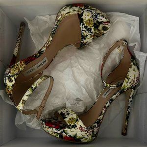 Steve Madden Women's Floral Starlet Heeled Sandal